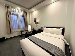 Amelia House - Boutique Hotel