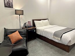 Amelia House - Boutique Hotel