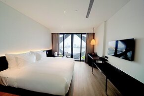 Caro Premium Danang Hotel