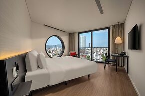 Caro Premium Danang Hotel