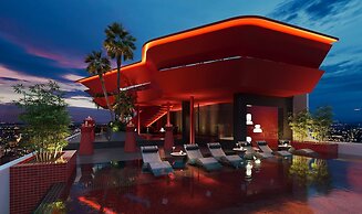 Caro Premium Danang Hotel