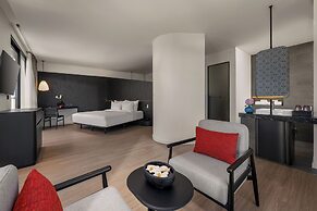 Caro Premium Danang Hotel