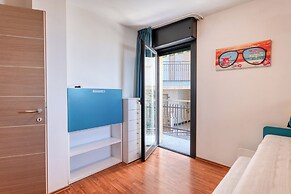 Front Beach Magic Sea - 20m From The Sea