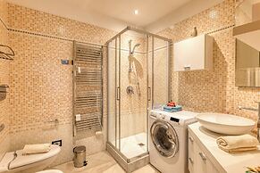 Front Beach Magic Sea - 20m From The Sea