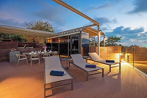 Ocean Views BluePoint 3BR Apartment 8-11