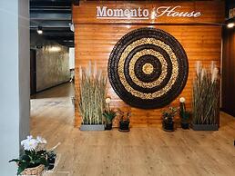 Momento House