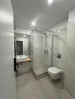 Promenaden Hotel