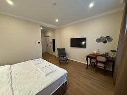 Promenaden Hotel