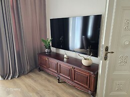 Promenaden Hotel