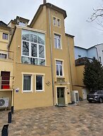 Promenaden Hotel