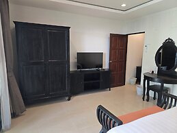 Blue Palm Residence Kata