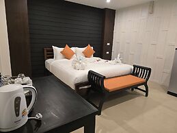 Blue Palm Residence Kata