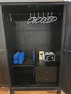 Blue Palm Residence Kata