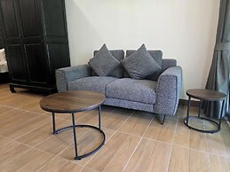 Blue Palm Residence Kata