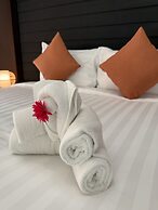 Blue Palm Residence Kata