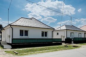Villa Oliver Lenti