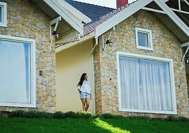 AJ Gable clouds Ooty by VOYE HOMES