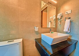 AJ Gable clouds Ooty by VOYE HOMES