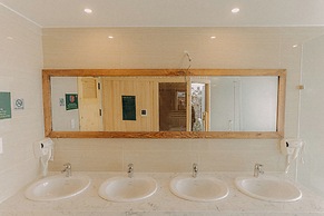 SNite Hotel & Dorm-Danang Dragon Bridge