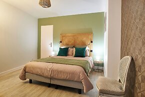 Paul Riquet 1609 City Center Residences