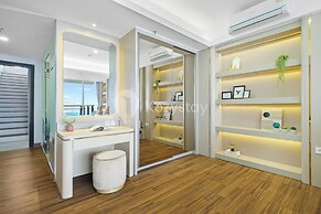 Springhill Royale Suites Sky Pool