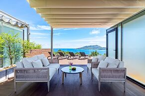 SeaView Jacuzzi BluePoint Apartment 819