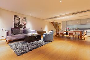 SeaView Jacuzzi BluePoint Apartment 819