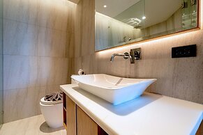 Sea View Condo BluePoint 817 Adults Only