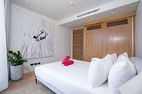 Sea View Condo BluePoint 817 Adults Only