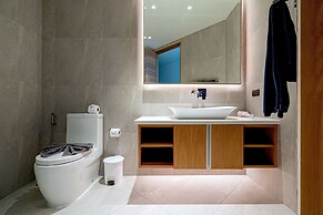 Sea View Condo BluePoint 817 Adults Only