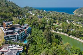 Sea View Condo BluePoint 817 Adults Only