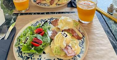 Jensen Luxury Suites