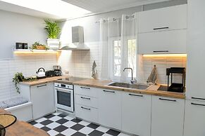 Vayas Residences Legacy