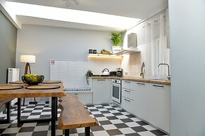 Vayas Residences Legacy
