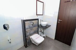 Pinaki Comfort Stay Vile Parle