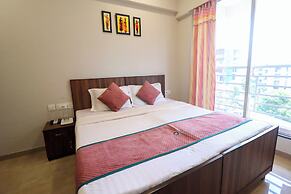 Pinaki Comfort Stay Vile Parle