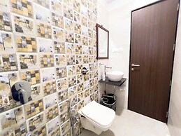 Pinaki Comfort Stay Vile Parle