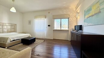 Villetta Certosina 2 Countryside 7 Beds a few Meters From the sea