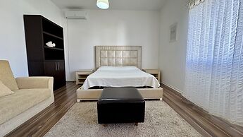 Villetta Certosina 2 Countryside 7 Beds a few Meters From the sea