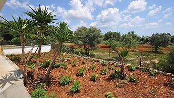 Villetta Certosina 2 Countryside 7 Beds a few Meters From the sea