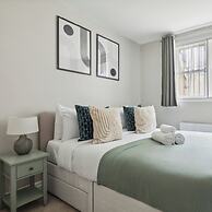 Westminster Charm - 2BR with Style