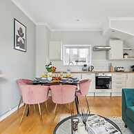 Westminster Charm - 2BR with Style