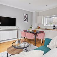 Westminster Charm - 2BR with Style