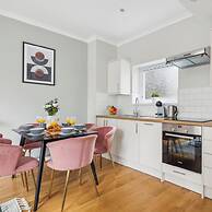 Westminster Charm - 2BR with Style