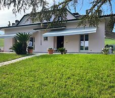 Villa Ninfea Lux Tavullia, Jacuzzi, Garden, Wifi, Ac