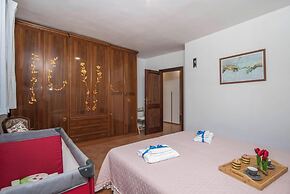 La Sciumara With Beach Access