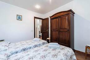 La Sciumara With Beach Access