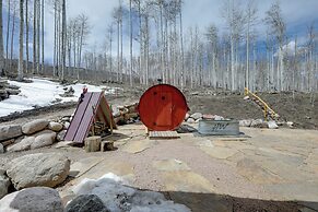 Mountain Chalet Bordering White River Nat'l Forest