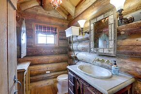 Mountain Chalet Bordering White River Nat'l Forest