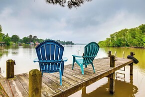 Views, Sunsets & Wildlife: Waterfront Gem in Texas